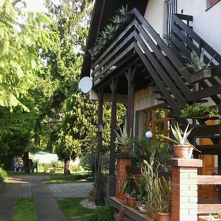 Agave Apartman Velence Zewnętrze zdjęcie